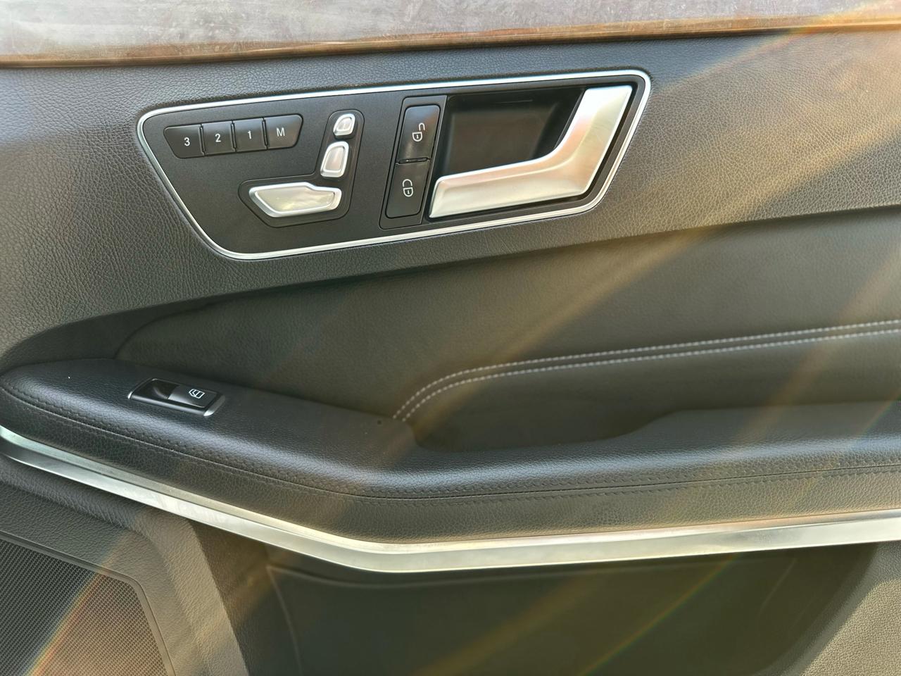 Mercedes-Benz E-Class E350 4MATIC Sedan 2014