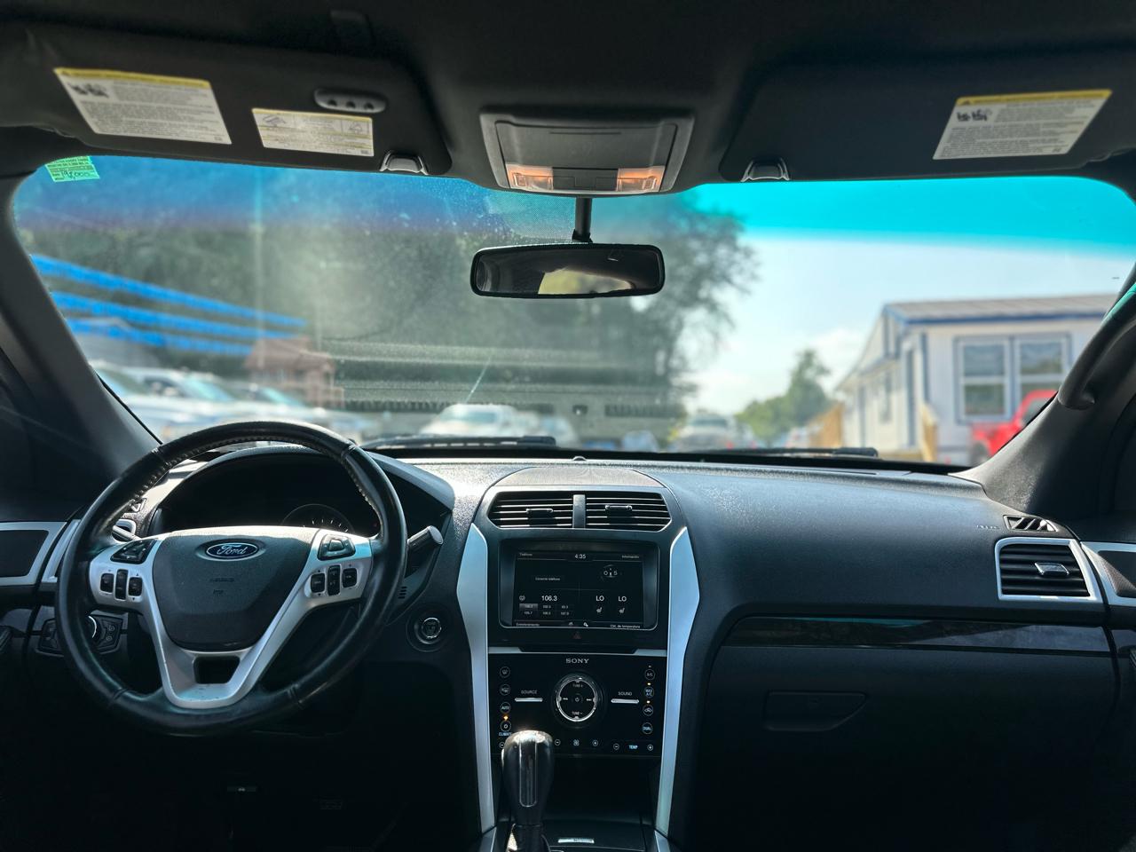 Ford Explorer Limited FWD 2011
