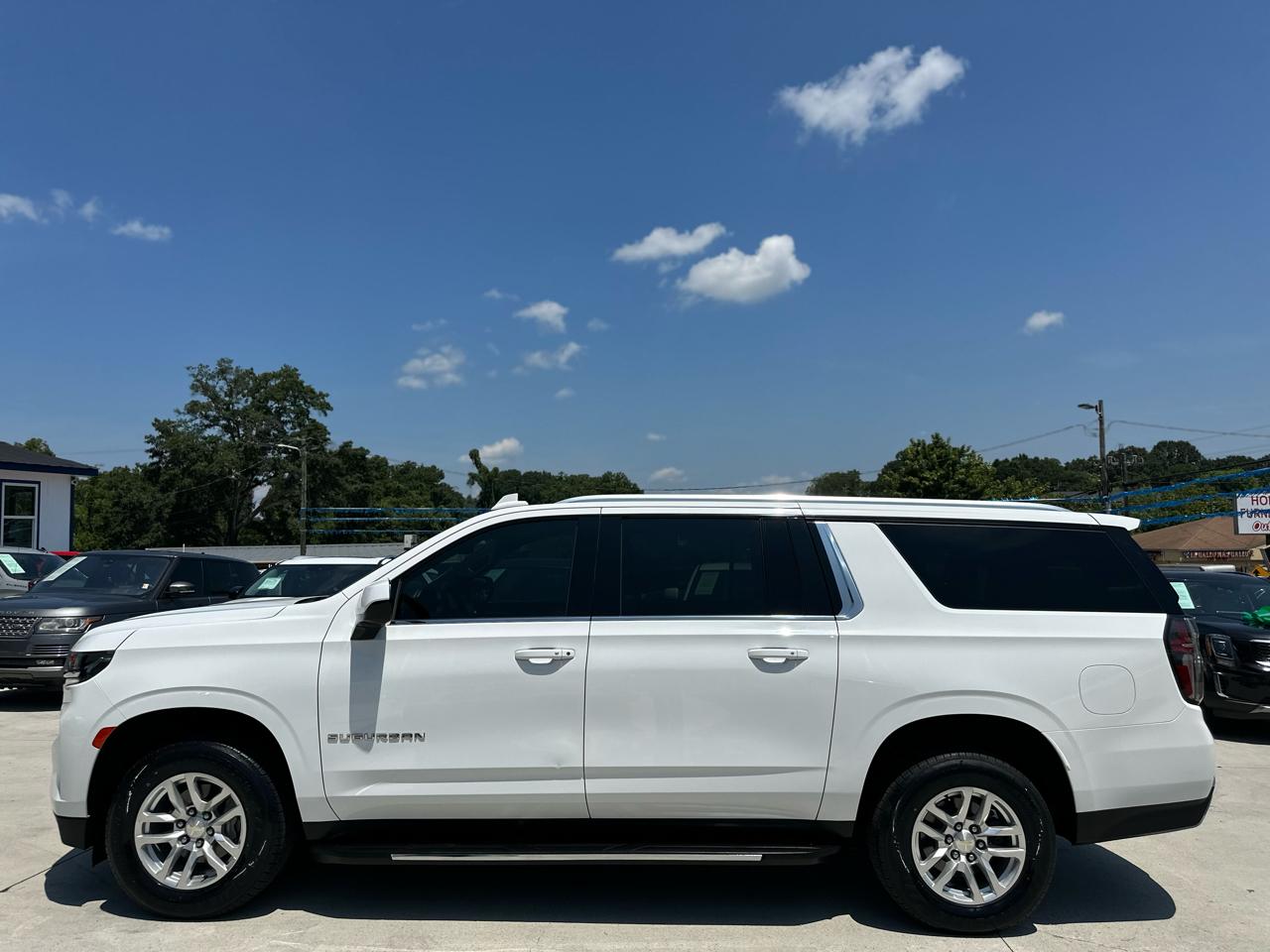 Chevrolet Suburban LT 2WD 2021