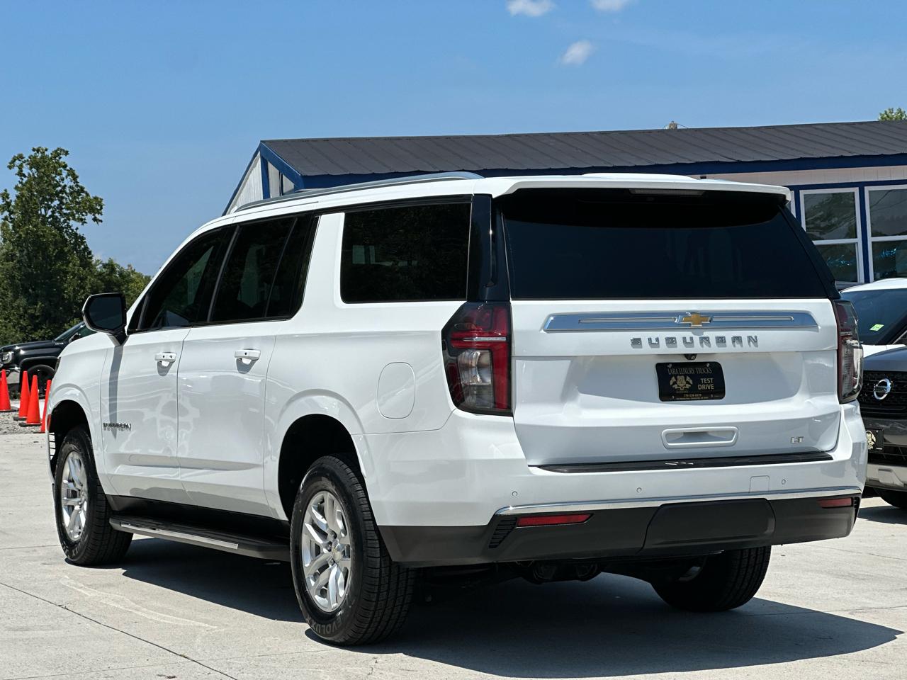 Chevrolet Suburban LT 2WD 2021