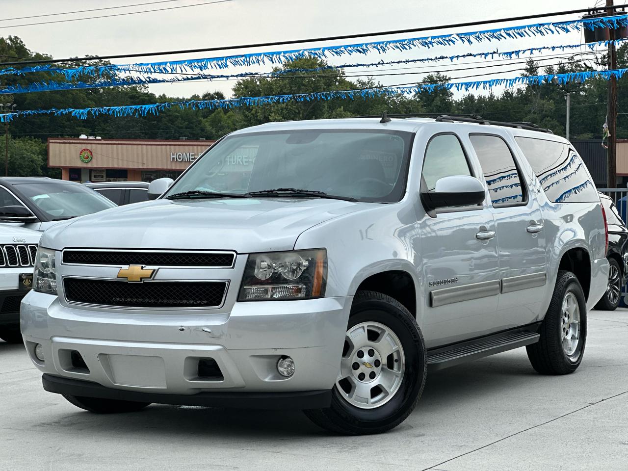Chevrolet Suburban LT 1500 2WD 2014
