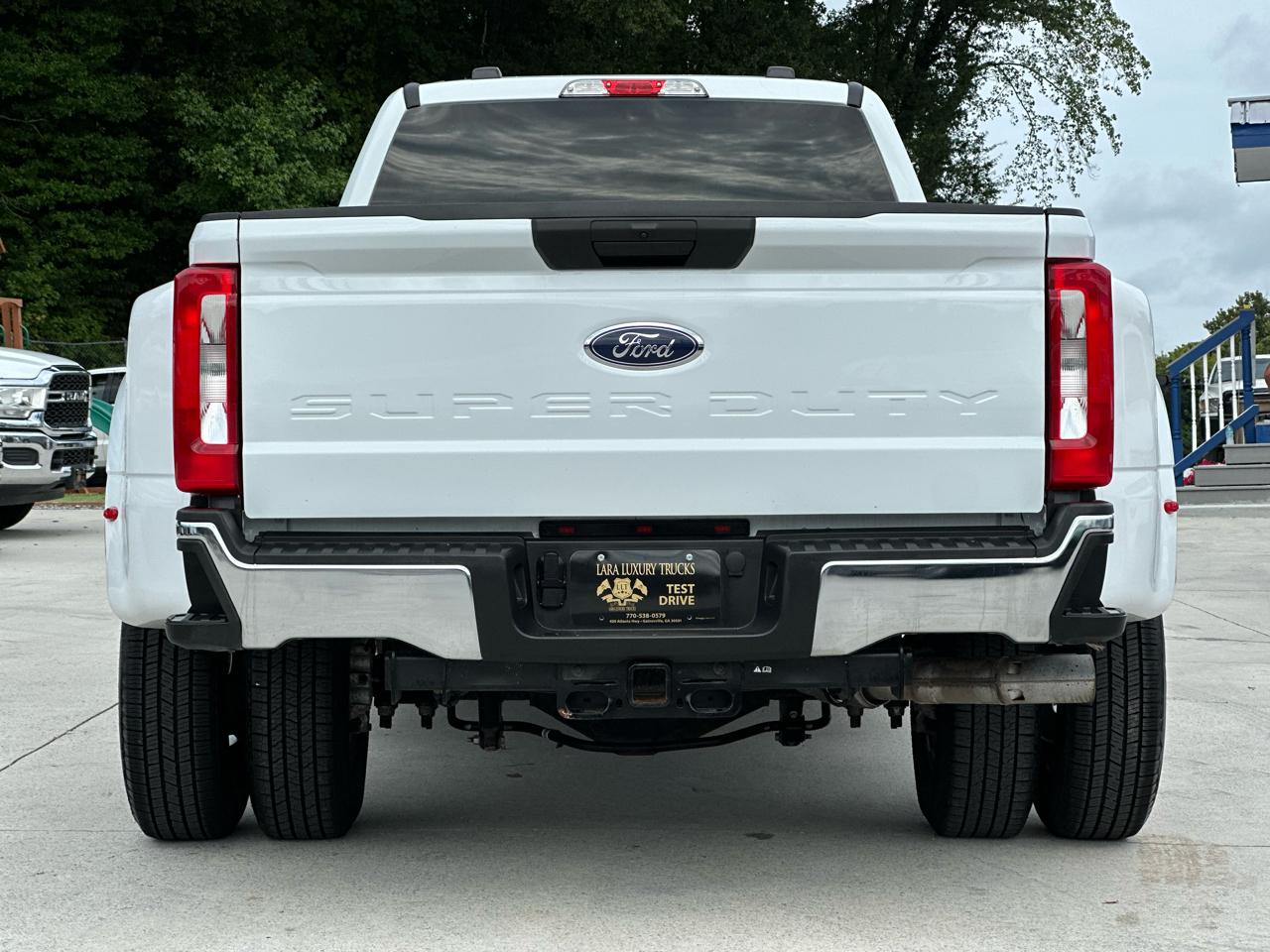 Ford F-350 SD XLT 4WD DRW 2026
