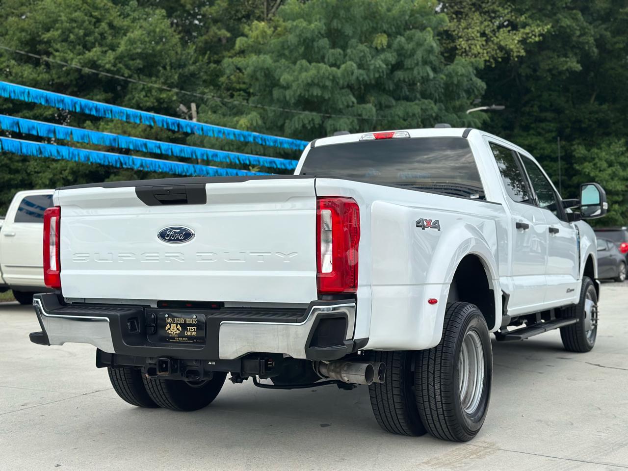Ford F-350 SD XLT 4WD DRW 2026