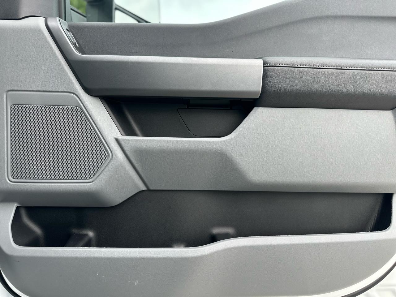 Ford F-350 SD XLT 4WD DRW 2026