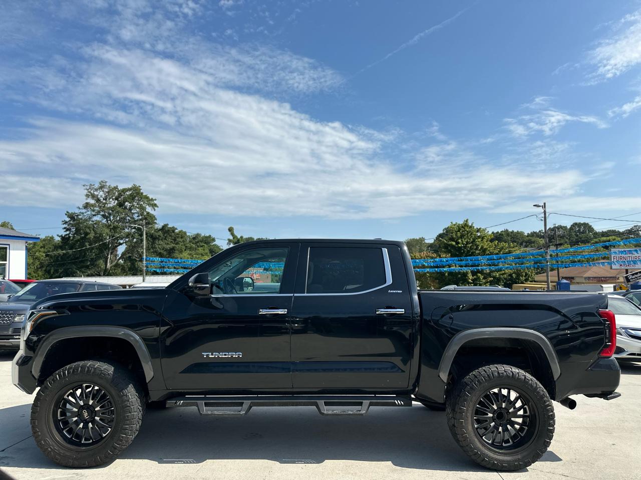 Toyota Tundra Limited CrewMax 4WD 2022