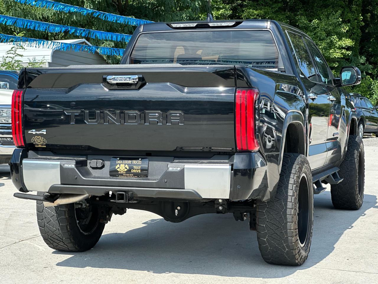Toyota Tundra Limited CrewMax 4WD 2022