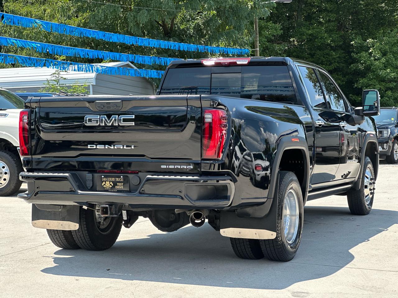 GMC Sierra 3500HD Denali Ultimate Crew Cab 4WD 2024