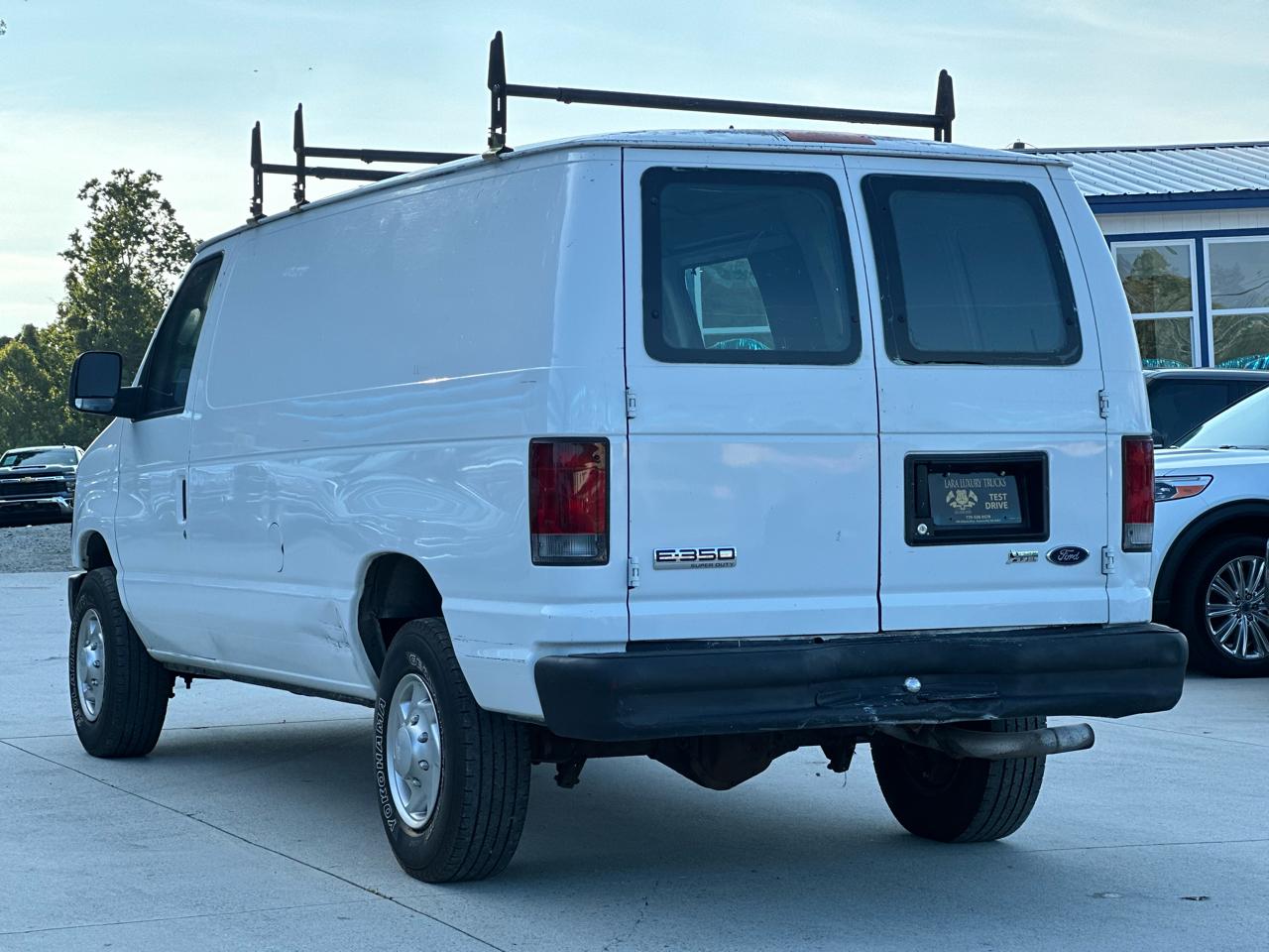 Ford Econoline E-350 Super Duty 2010