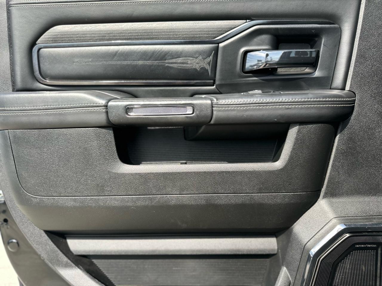 RAM 2500 Limited Crew Cab SWB 4WD 2022