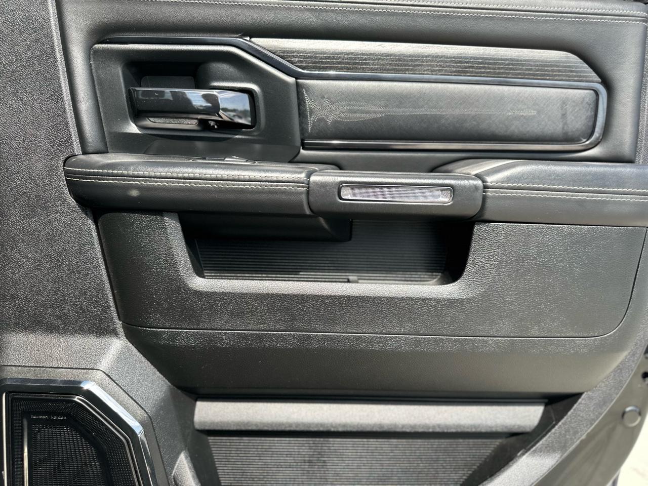 RAM 2500 Limited Crew Cab SWB 4WD 2022