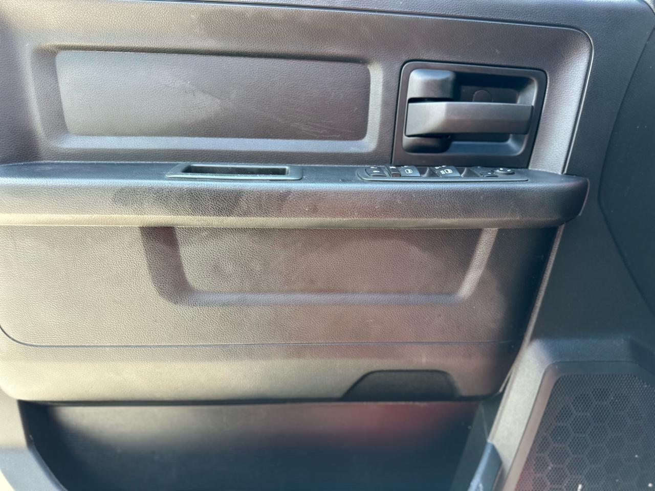 RAM 3500 Tradesman Crew Cab 4WD DRW 2022