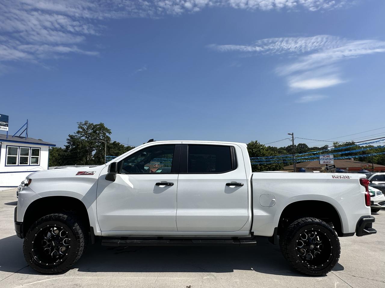 Chevrolet Silverado 1500 Limited LT Trail Boss Crew Cab Long Box 4WD 2022