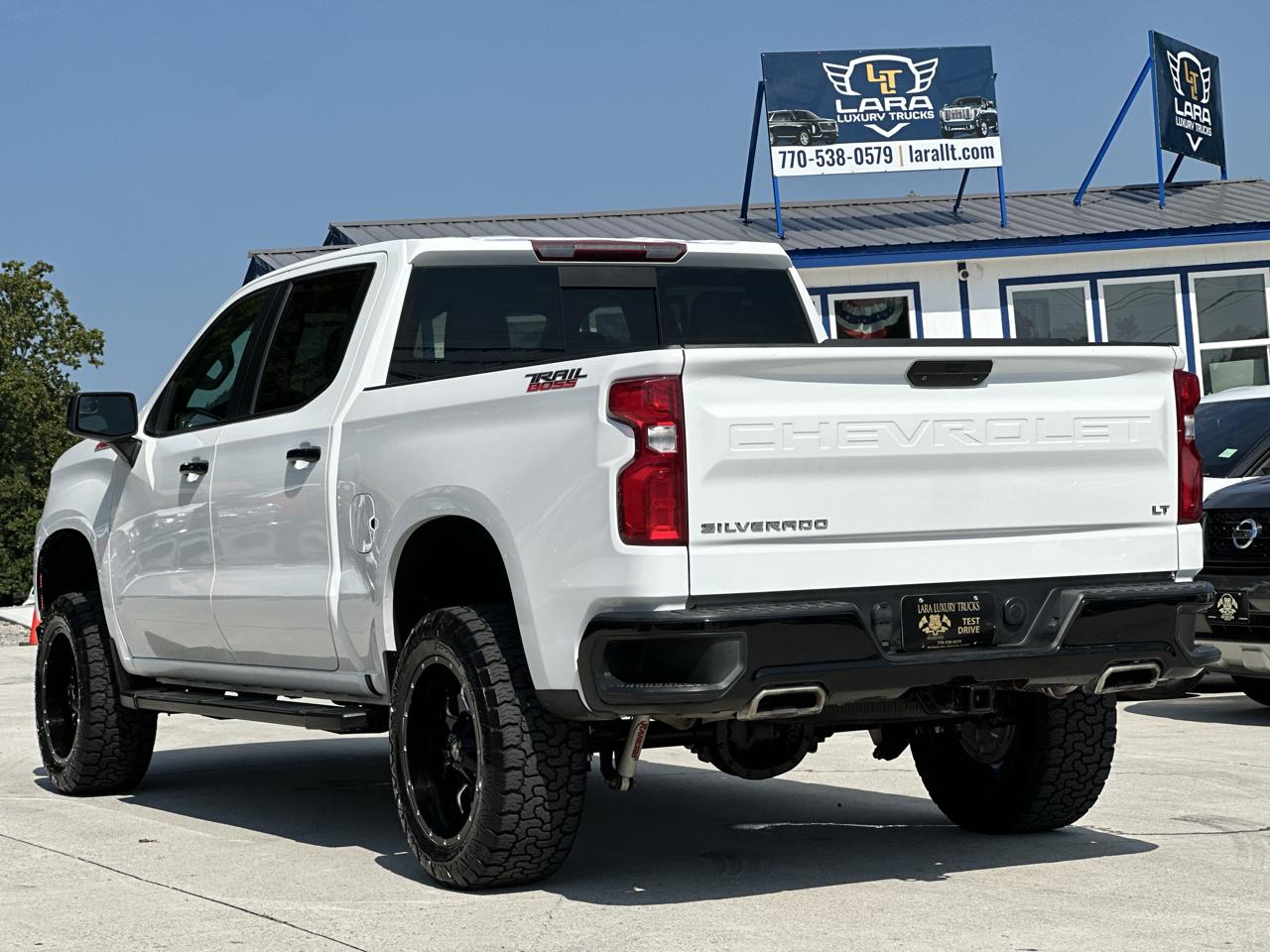 Chevrolet Silverado 1500 Limited LT Trail Boss Crew Cab Long Box 4WD 2022