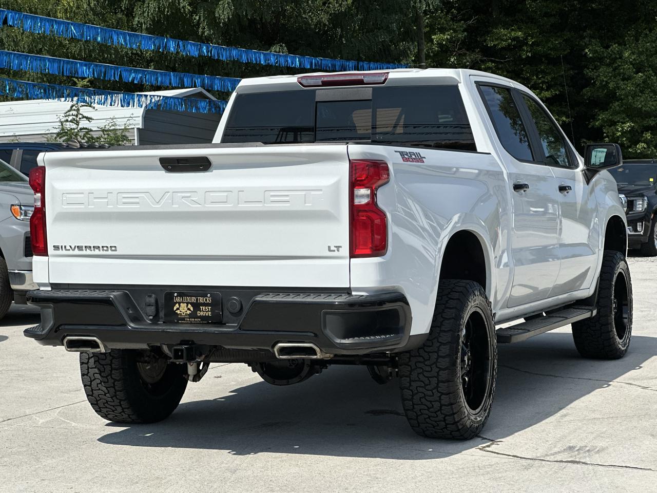 Chevrolet Silverado 1500 Limited LT Trail Boss Crew Cab Long Box 4WD 2022