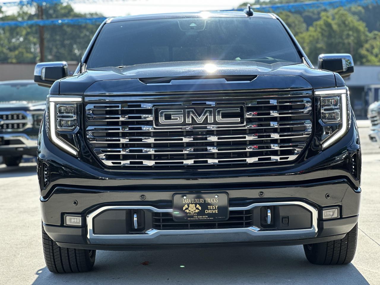 GMC Sierra 1500 Denali Ultimate Crew Cab 4WD 2024