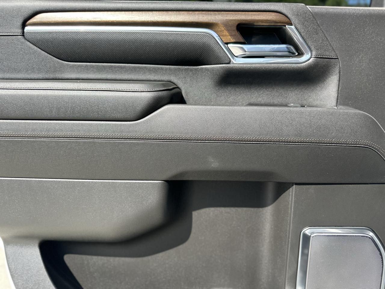 Chevrolet Silverado 3500HD High Country Crew Cab 4WD 2024