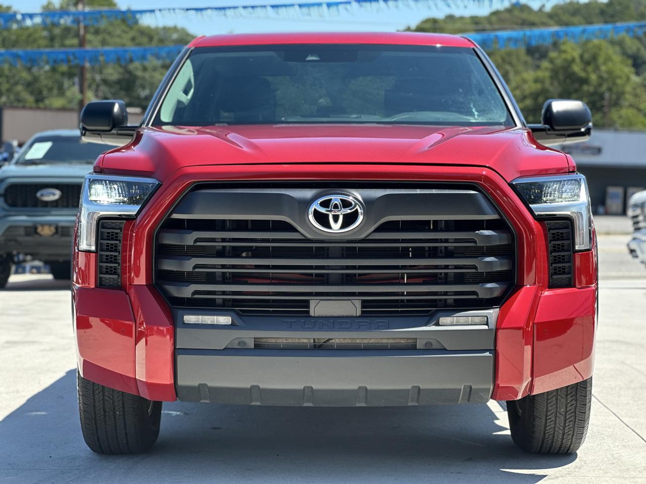 Toyota Tundra SR5 2023