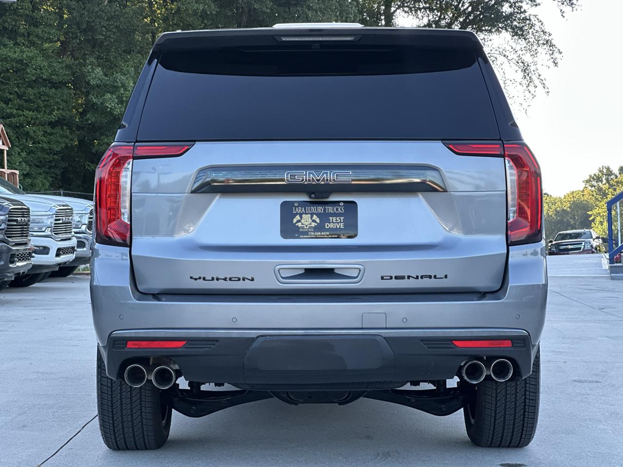 GMC Yukon XL Denali Ultimate 4WD 2024