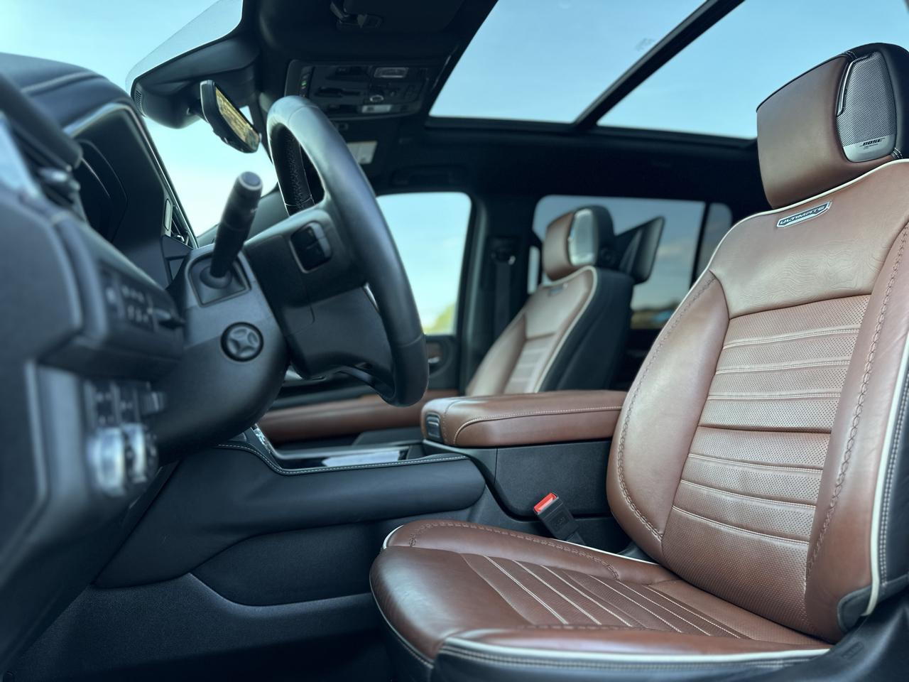 GMC Yukon XL Denali Ultimate 4WD 2024