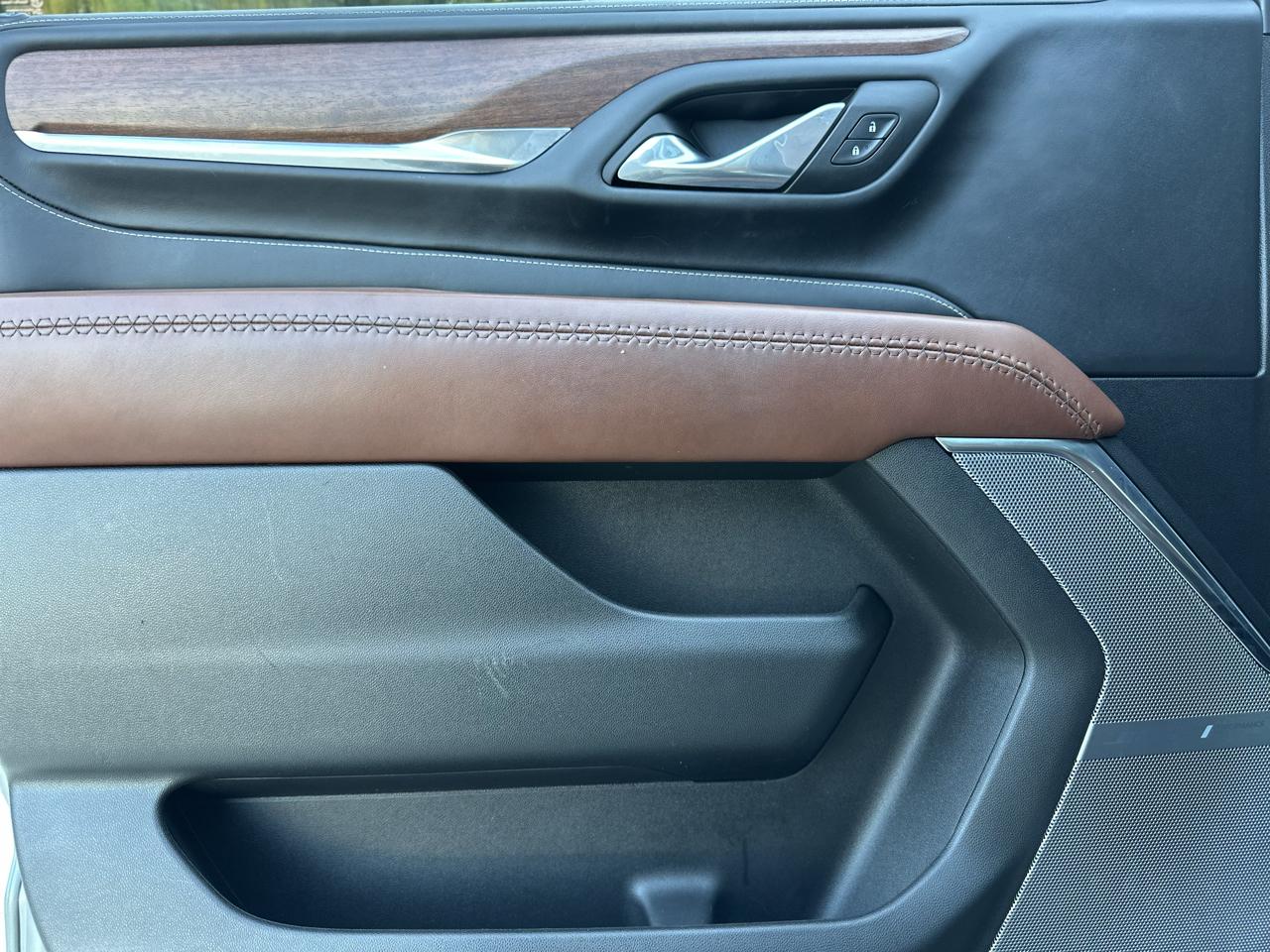 GMC Yukon XL Denali Ultimate 4WD 2024