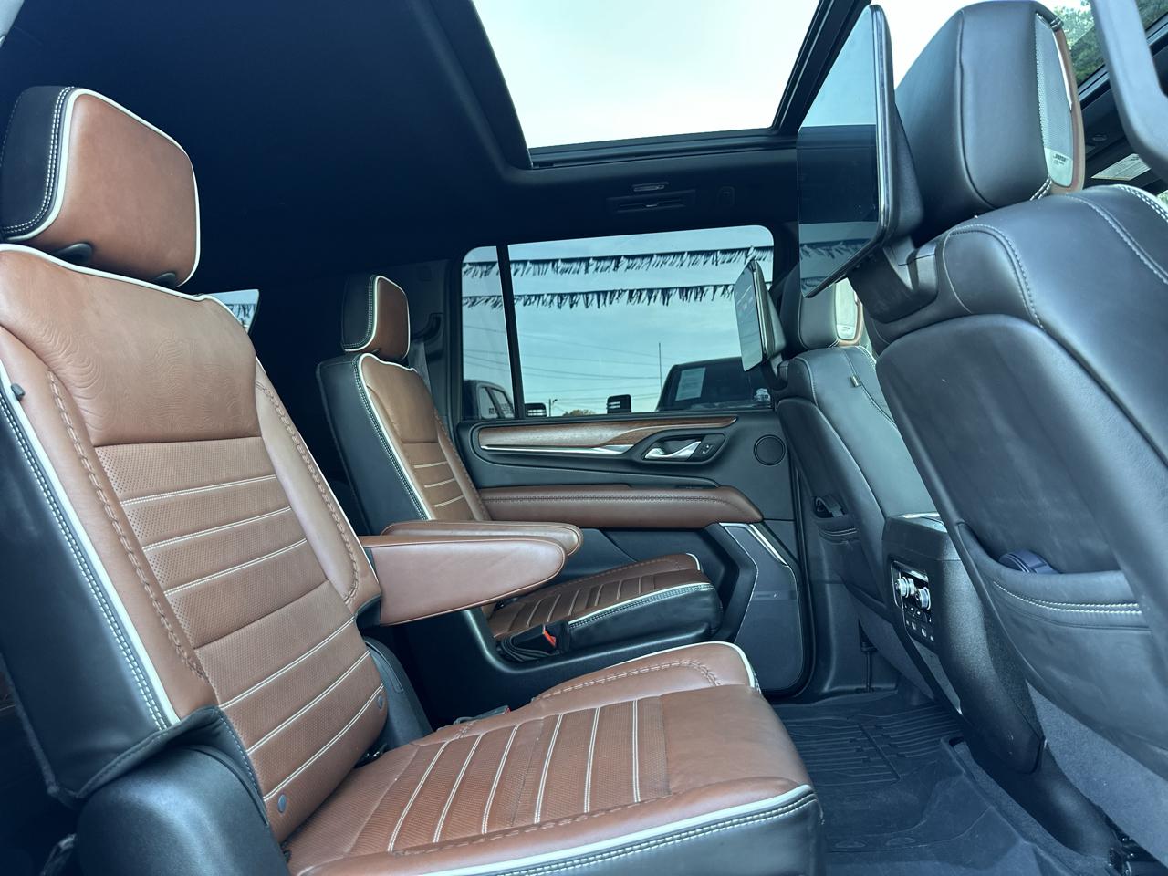 GMC Yukon XL Denali Ultimate 4WD 2024