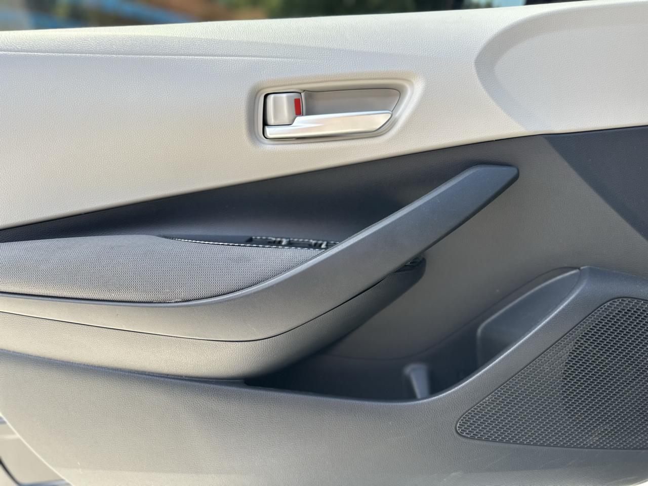 Toyota Corolla LE 2021