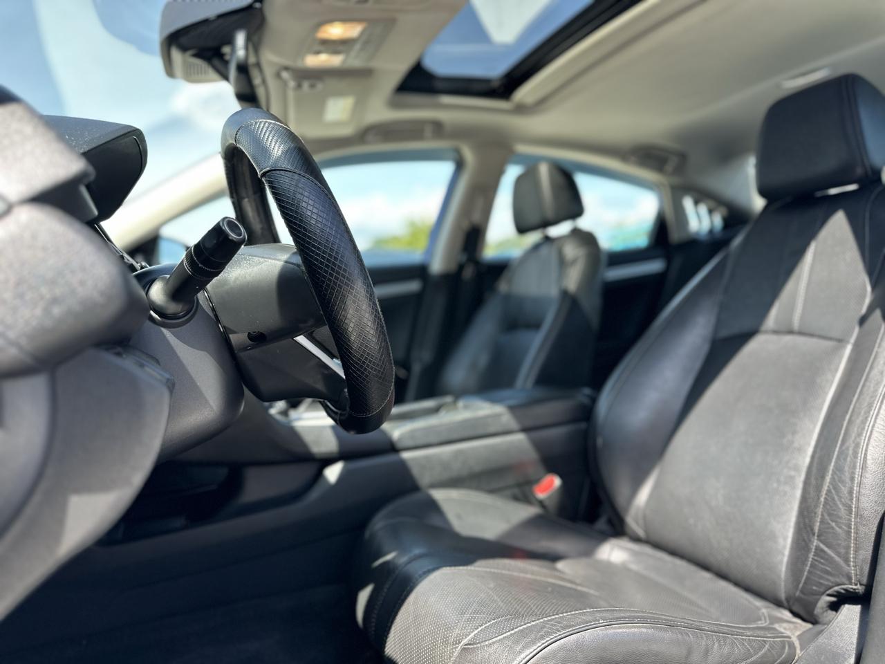 Honda Civic Touring 4D Sedan 2017