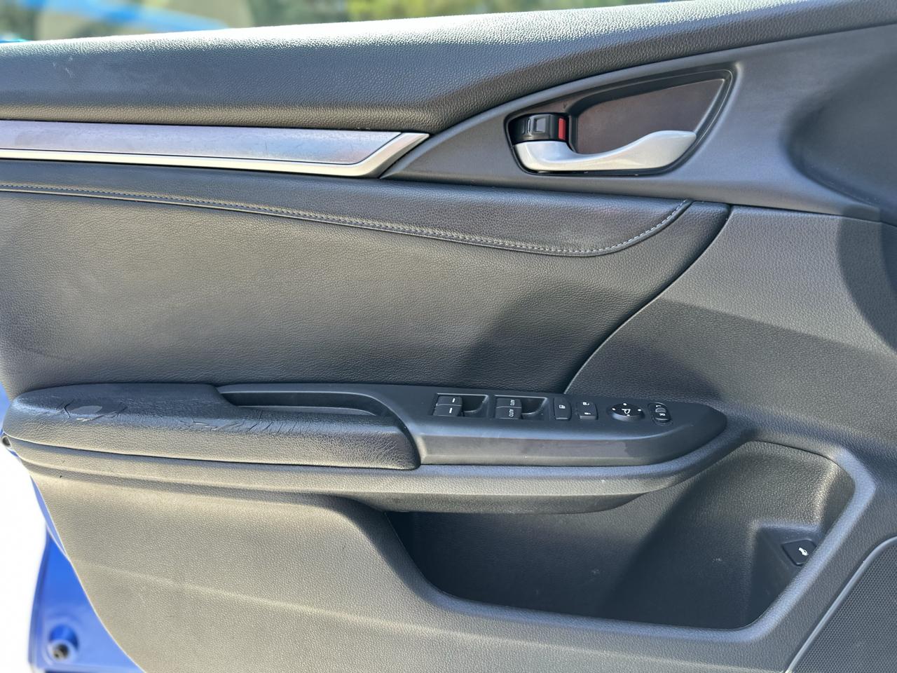 Honda Civic Touring 4D Sedan 2017