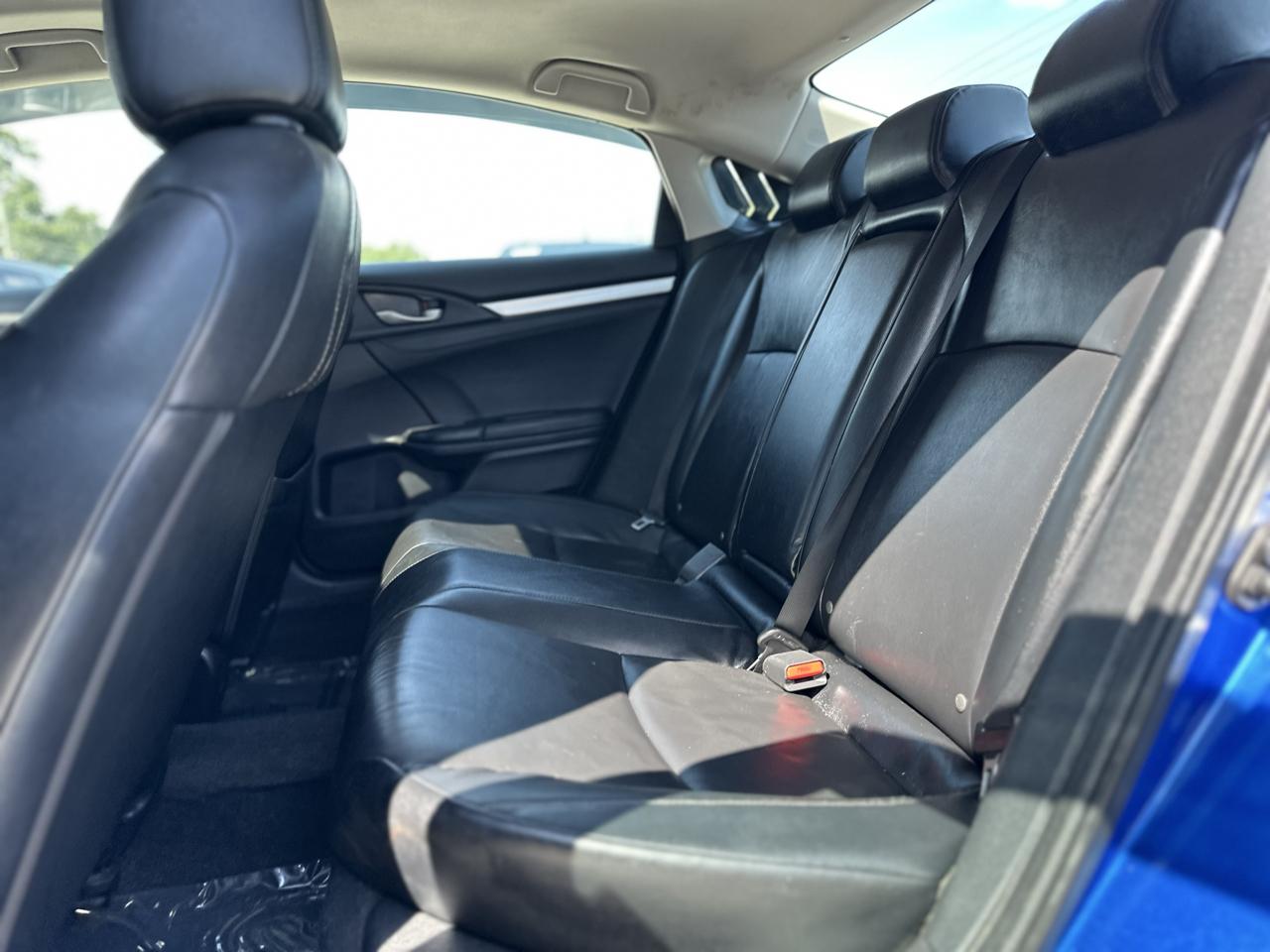 Honda Civic Touring 4D Sedan 2017