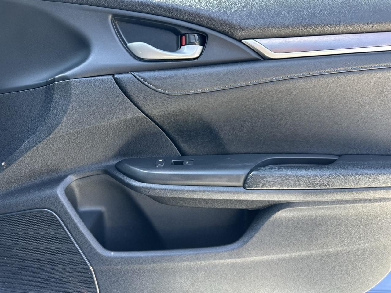 Honda Civic Touring 4D Sedan 2017