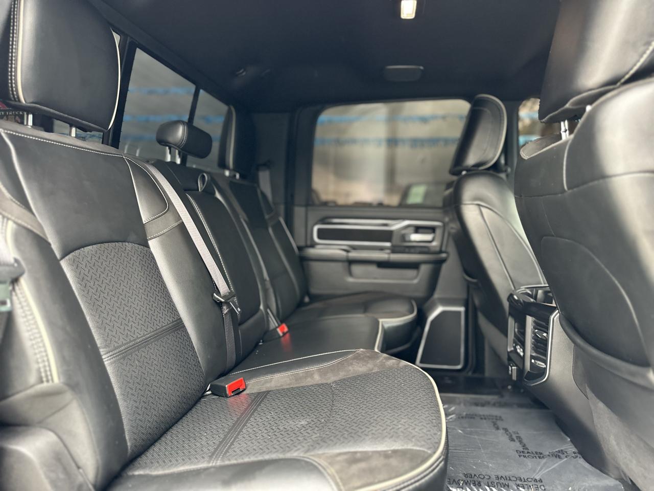 RAM 3500 Laramie Crew Cab LWB 4WD DRW 2022