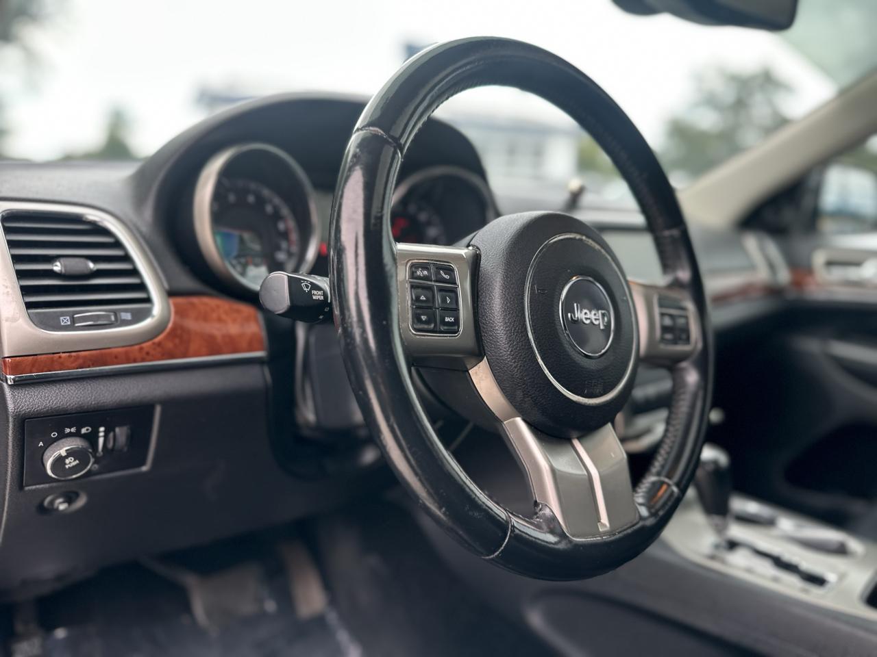 Jeep Grand Cherokee Limited 2WD 2013