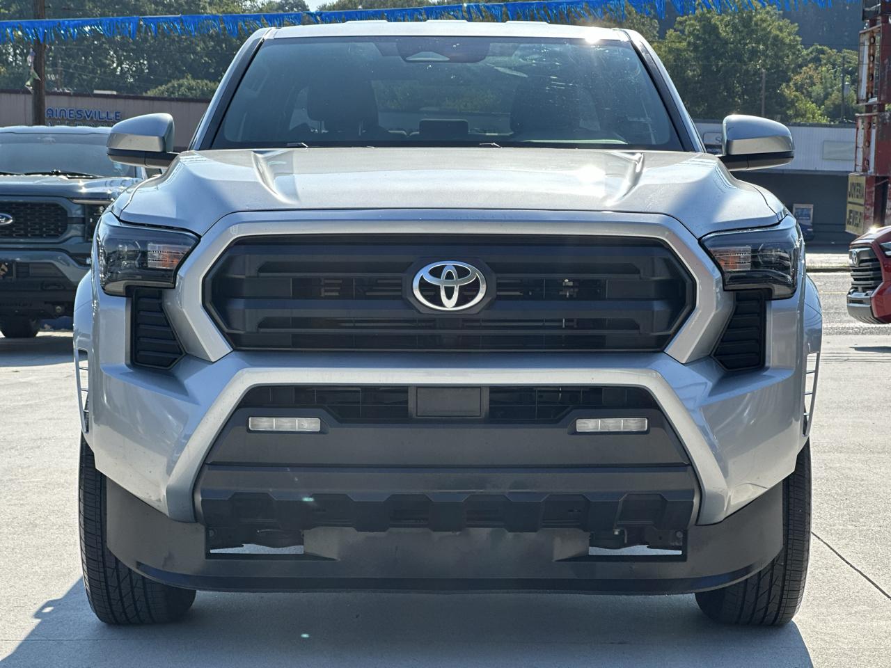 Toyota Tacoma SR5 2024
