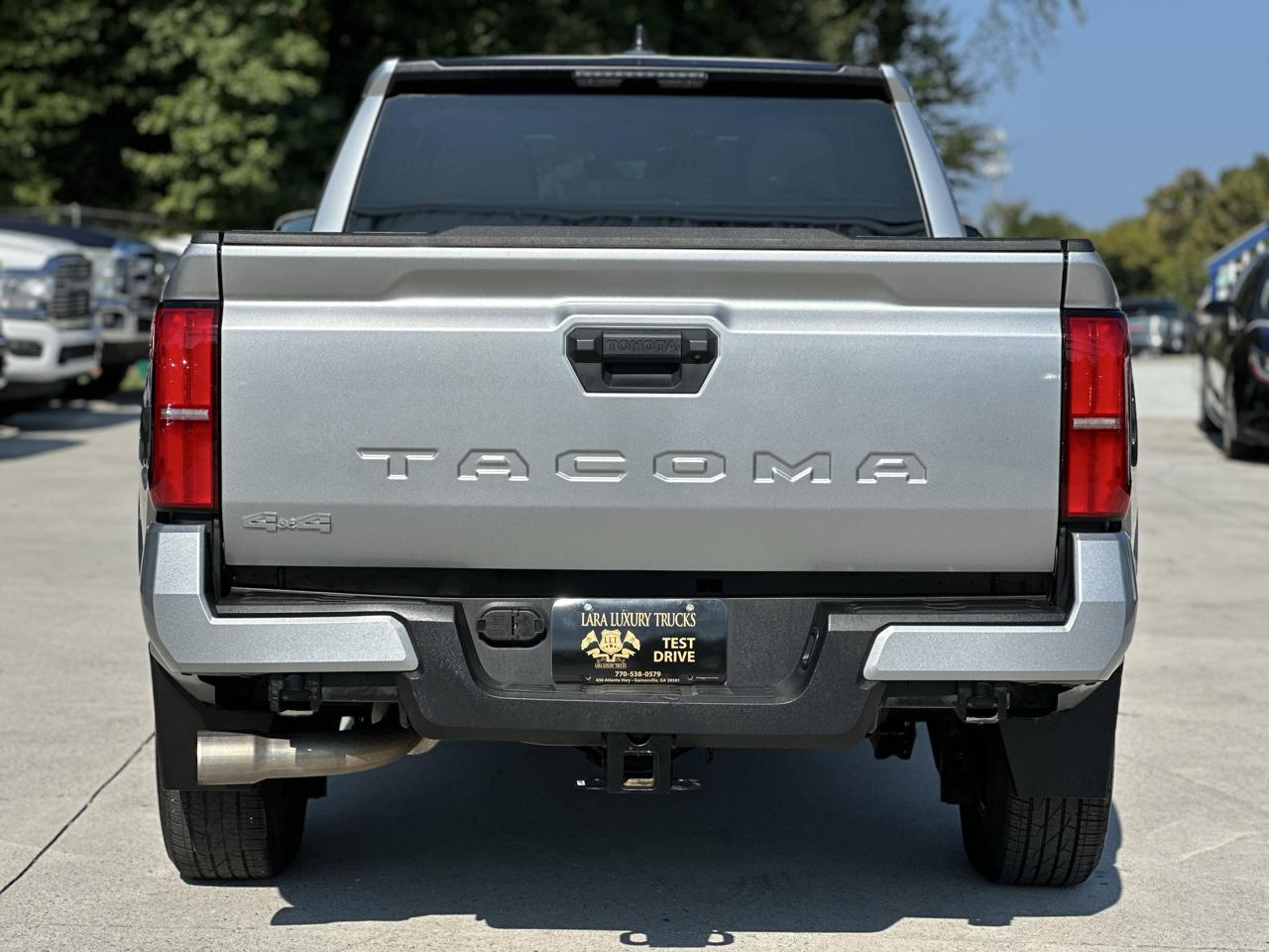Toyota Tacoma SR5 2024