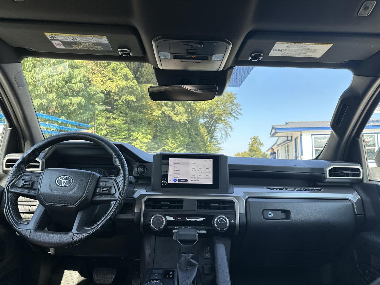 Toyota Tacoma SR5 2024