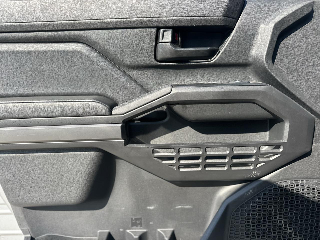 Toyota Tacoma SR5 2024