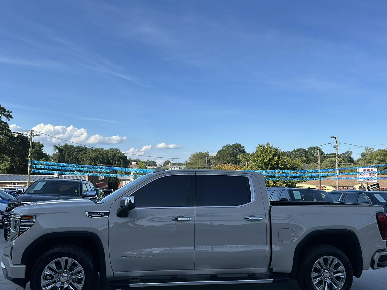 GMC Sierra 1500 Denali Crew Cab Short Box 4WD 2026