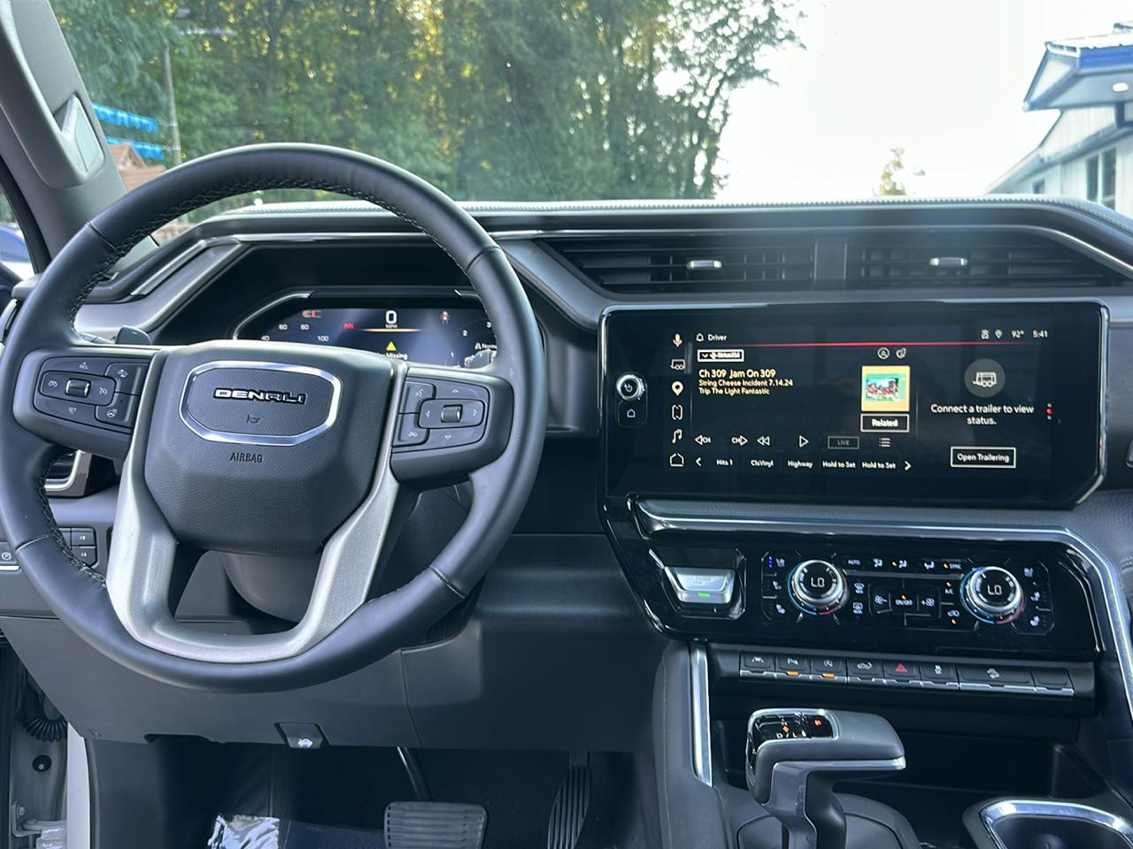 GMC Sierra 1500 Denali Crew Cab Short Box 4WD 2026