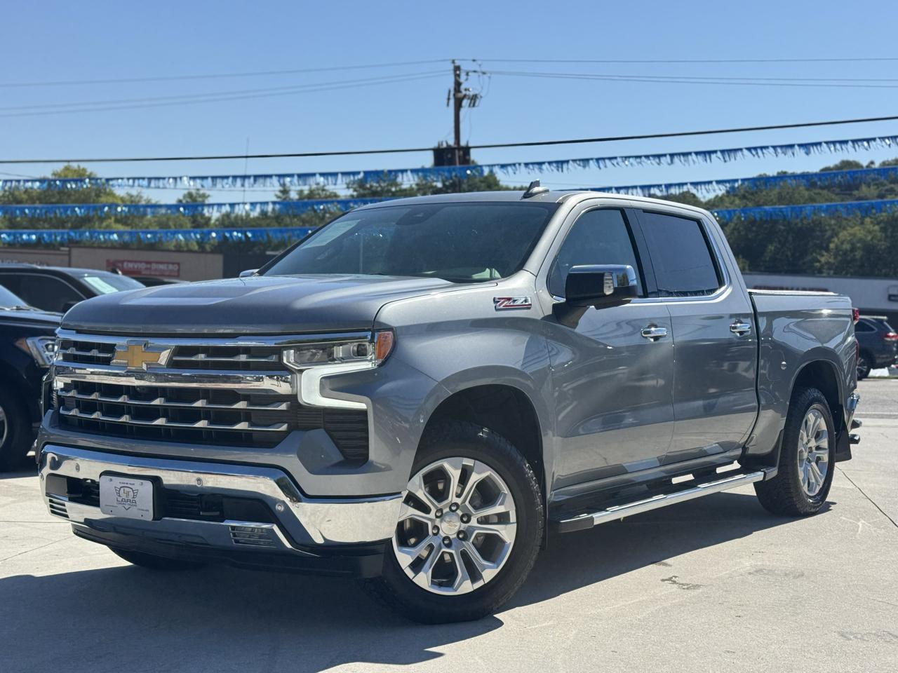 Chevrolet Silverado 1500 LTZ Crew Cab 4WD 2023
