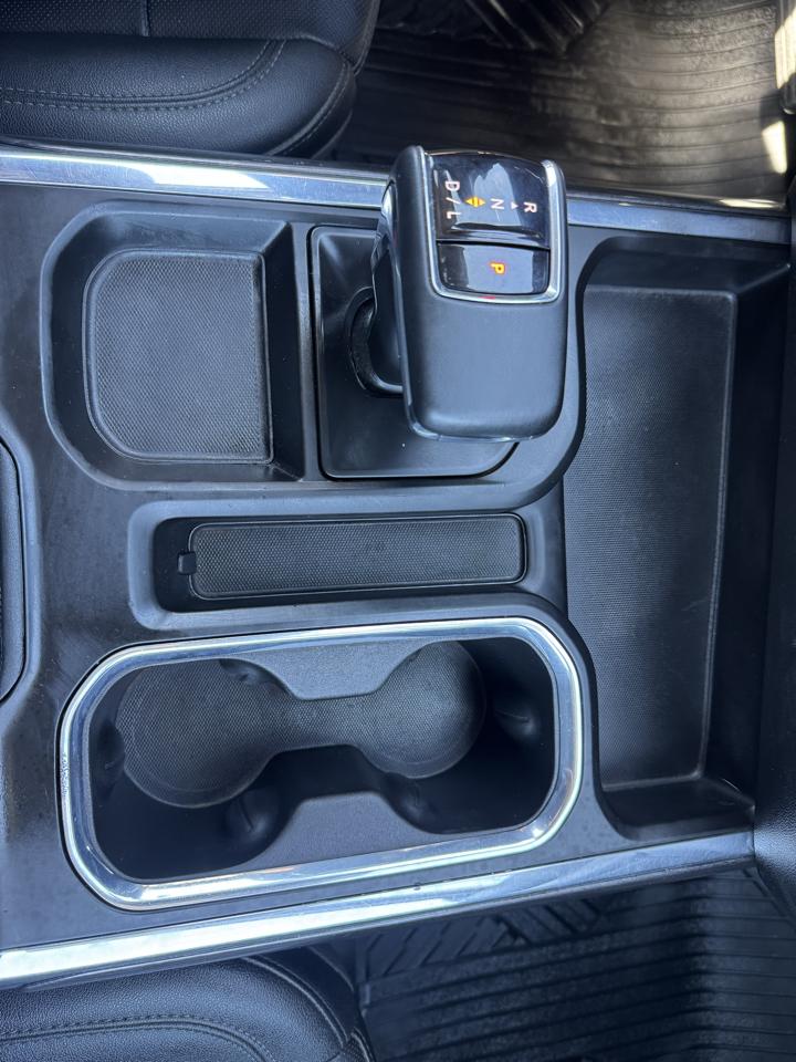 Chevrolet Silverado 1500 LTZ Crew Cab 4WD 2023