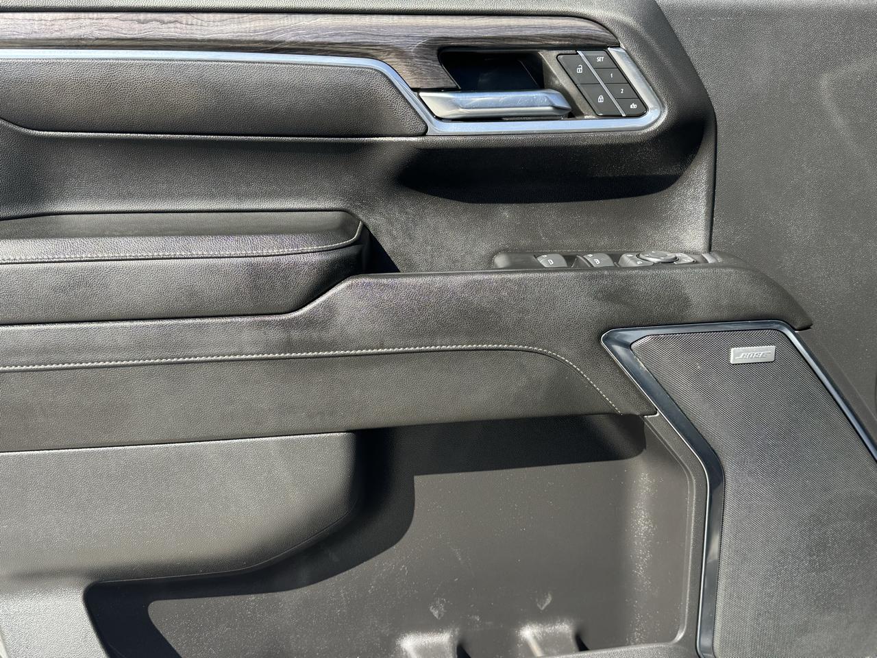 Chevrolet Silverado 1500 LTZ Crew Cab 4WD 2023