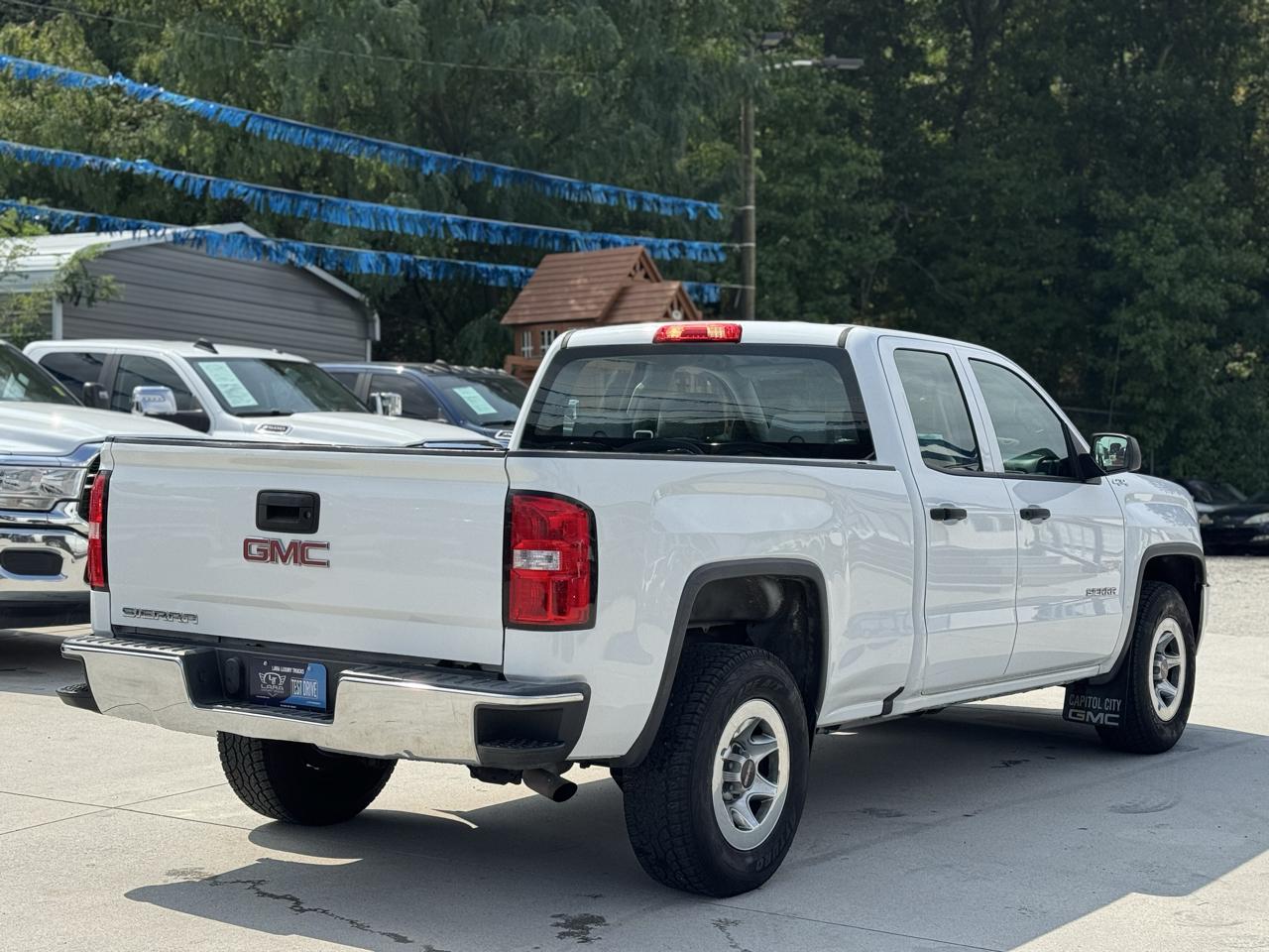GMC Sierra 1500 Base Double Cab 4WD 2017