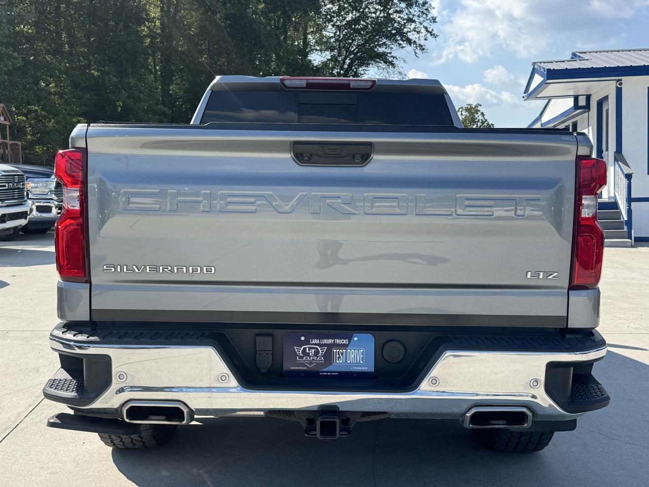 Chevrolet Silverado 1500 LTZ Crew Cab 4WD 2024