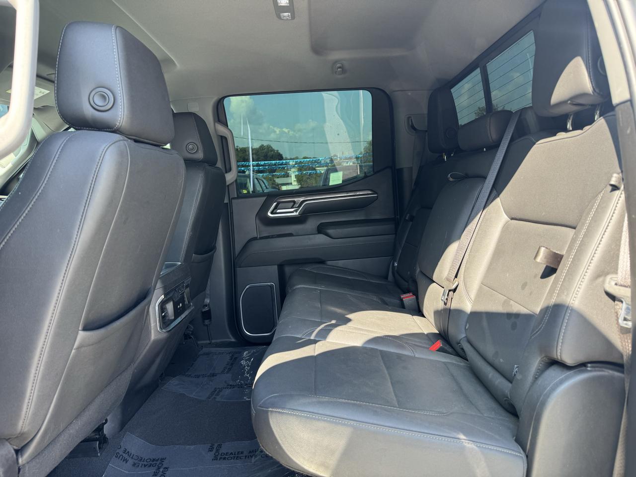 Chevrolet Silverado 1500 LTZ Crew Cab 4WD 2024