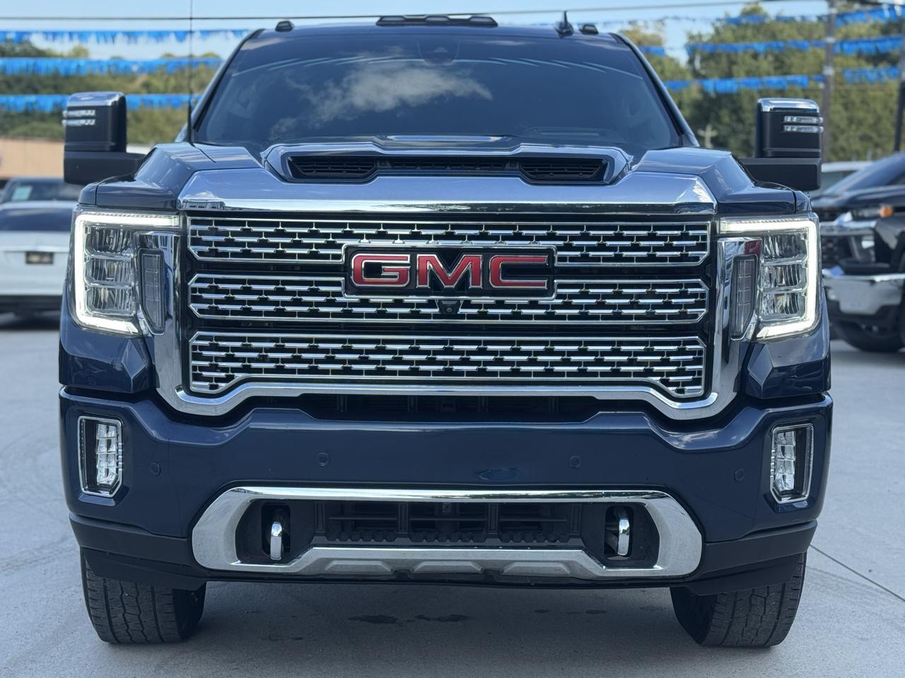 GMC Sierra 2500HD Denali Crew Cab 4WD SB 2023