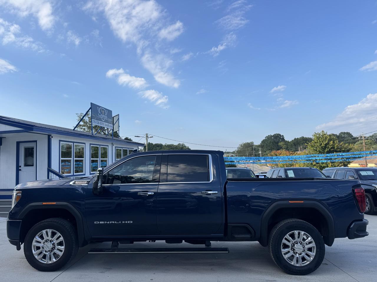 GMC Sierra 2500HD Denali Crew Cab 4WD SB 2023