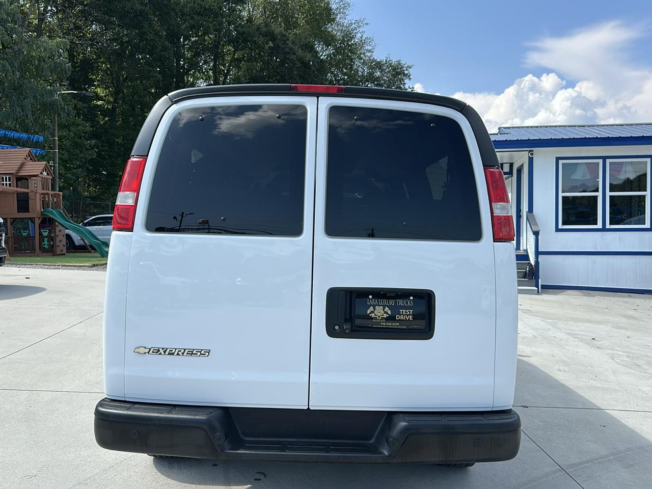 Chevrolet Express LS 3500 Extended 2023