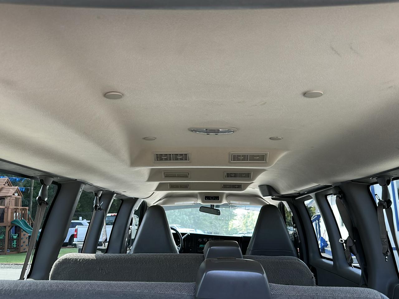 Chevrolet Express LS 3500 Extended 2023