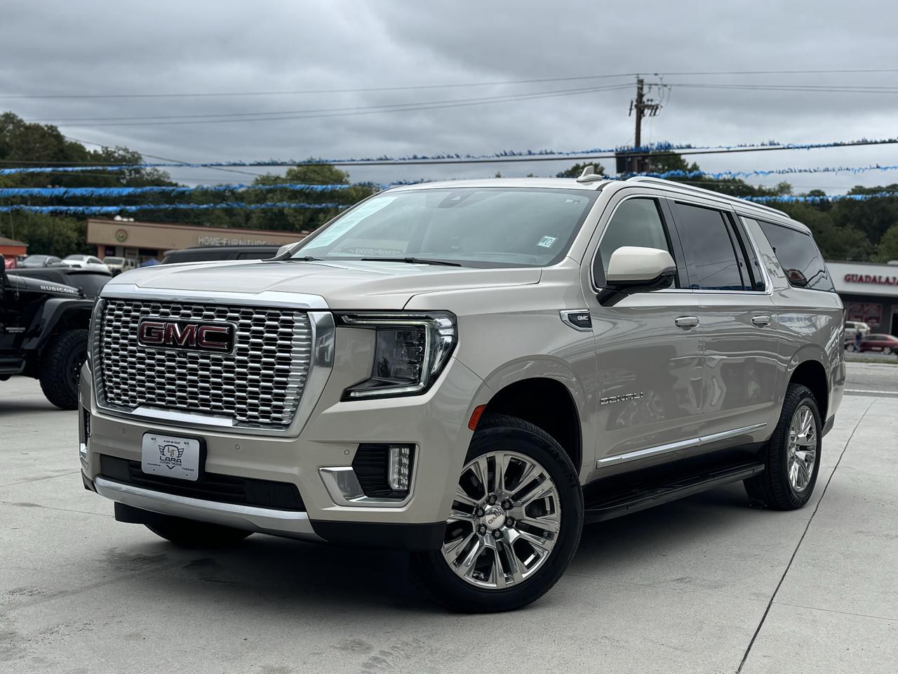 GMC Yukon XL Denali 4WD 2021