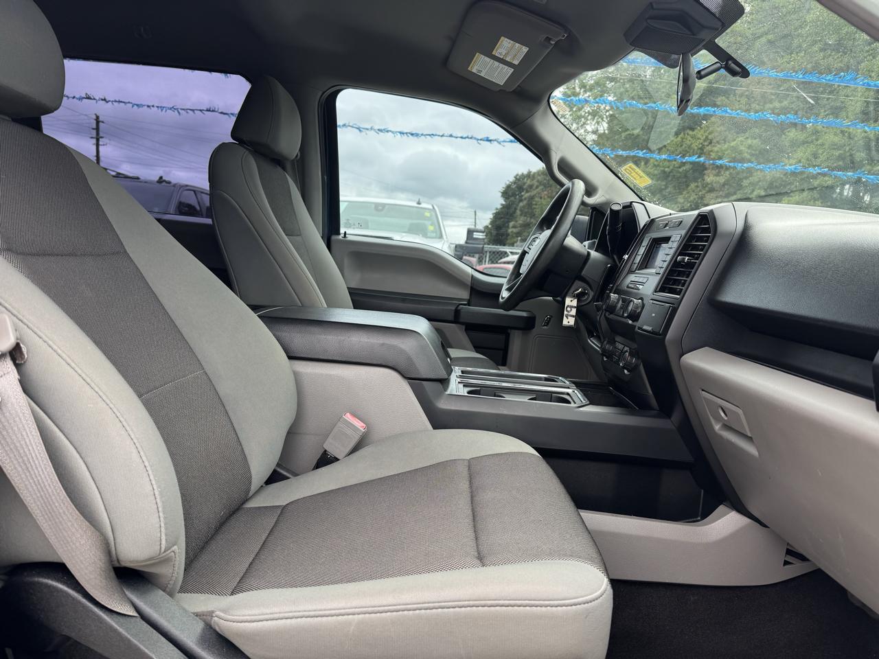 Ford F-150 XL 2WD 2020